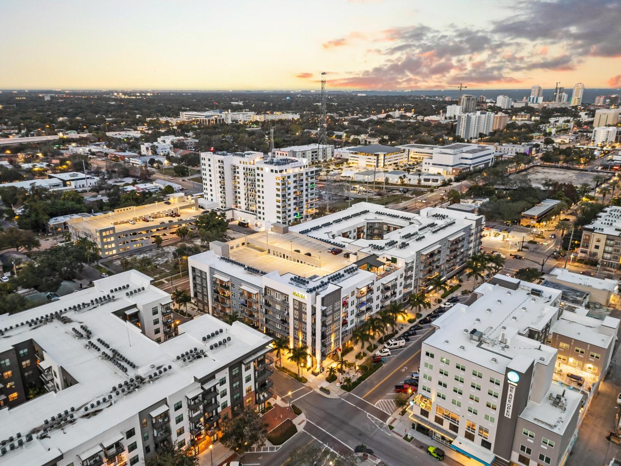 Tropicana Field 1 Bed In Downtown St Pete With Free Parking Sankt Petersburg Exterior foto